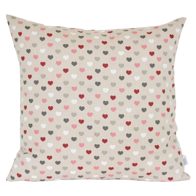 Poszewka w różowe serduszka