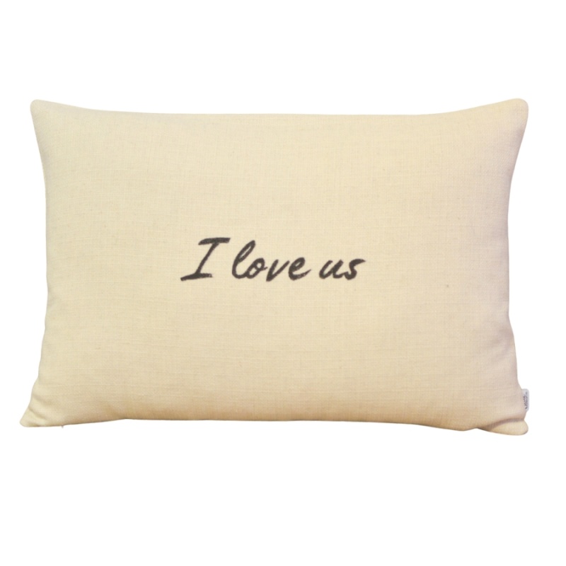 Poszewka z napisem - I love us 